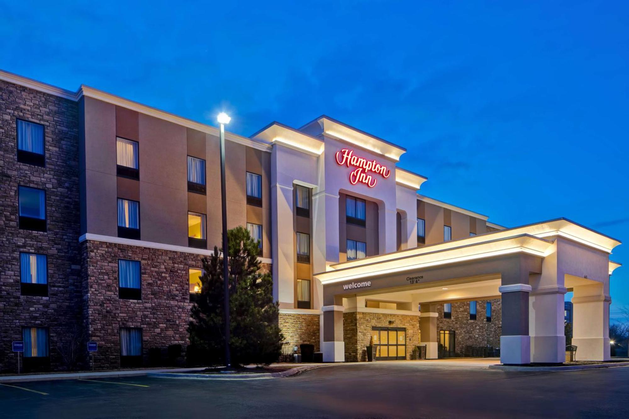 Hampton Inn Dekalb - Near The University Esterno foto