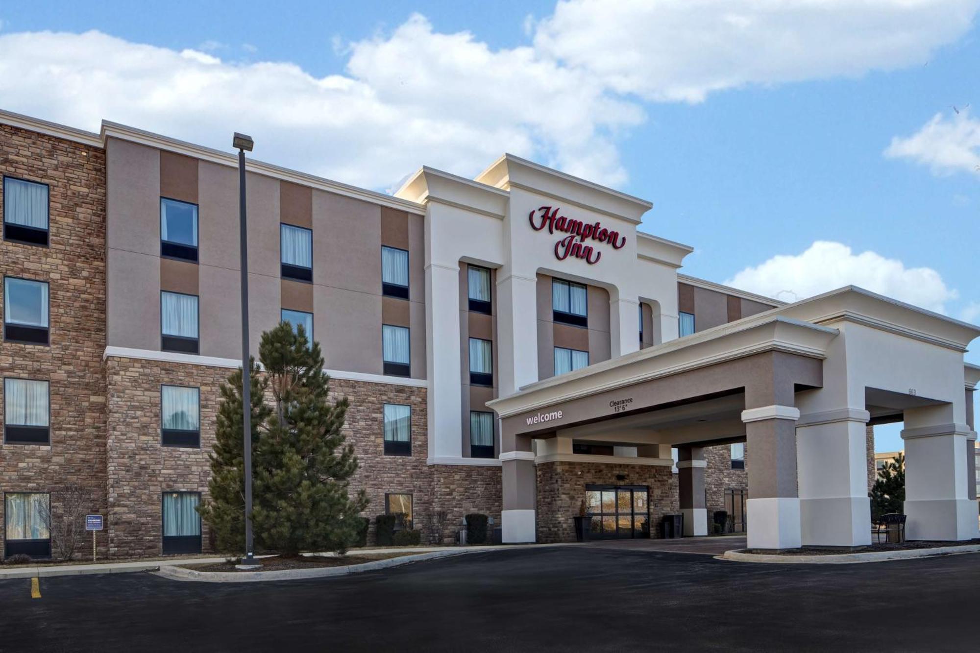 Hampton Inn Dekalb - Near The University Esterno foto